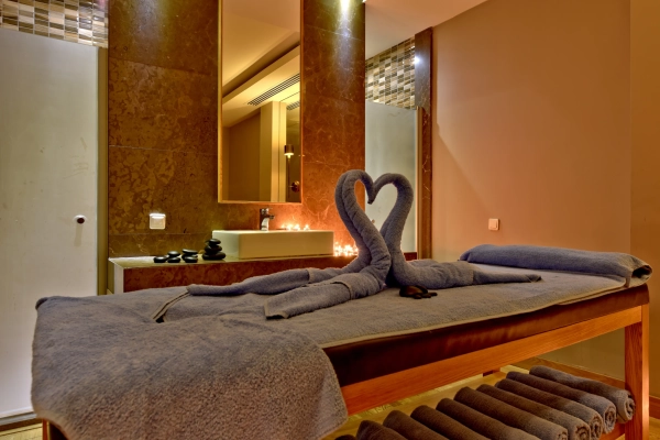 Ücretli Servisler & Aktiviteler